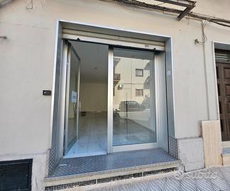 Locale ad uso commerciale mq.50