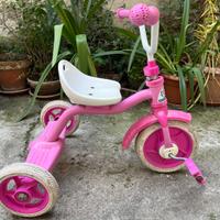 Triciclo rosa