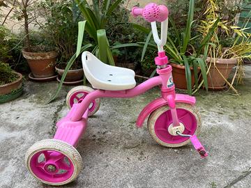 Triciclo rosa