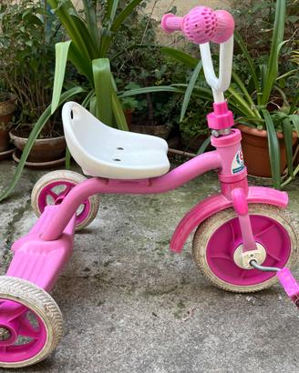 Triciclo rosa