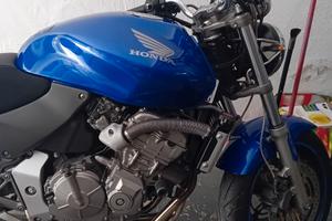 Honda hornet 600cc