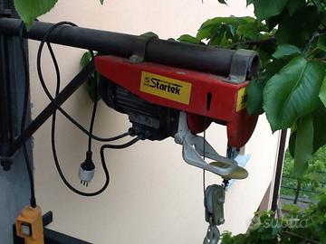 Argano con supporto a mensola girevole