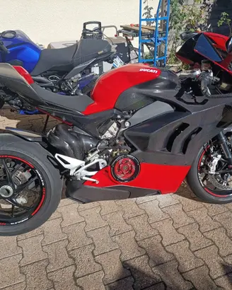 CARENE LATERALI CARBONIO PANIGALE V4 MY 2020 2023