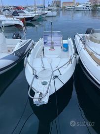 Salpa Open 5.60 e Motore Mariner 40cv