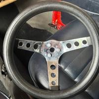 Volante piu mozzo  maggiolino 65/73