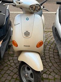 Vespa Piaggio 125 ET4
