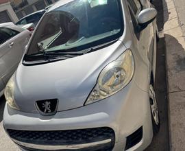 Peugeot 107 (anno 2009) 1.0 benzina