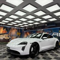 Porsche Taycan 4S Performance (988)