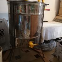 Attrezzature per apicoltura