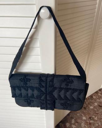 👜 Borsetta Elegante Ricamata con Perline