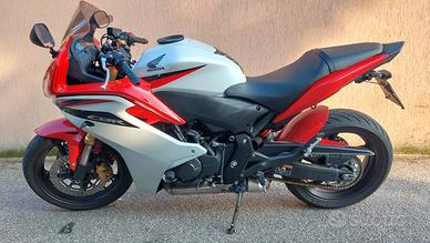 Honda CBR 600 F ABS 2013