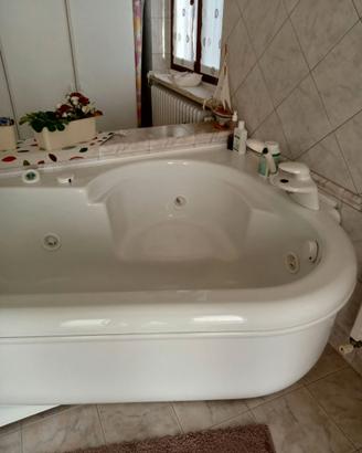 Vasca in vetroresina