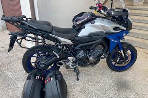 Tracer 900