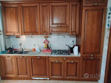 CUCINA IN NOCE - ARREDO 3
