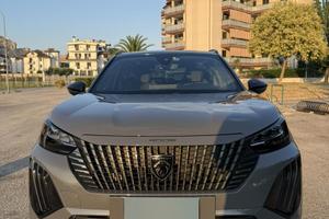 Peugeot 2008 GT 1.2 130 CV EAT8 – 2024 – 33.000 km