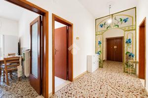 3 LOCALI A FOLLONICA