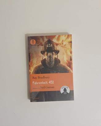 Libro “Fahrenheit 451” di Ray Bradbury