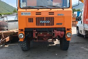 Iveco ACM 80.17 ribaltabile trilaterale