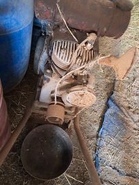 trattore e motore agricolo