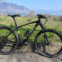 MTB full carbon