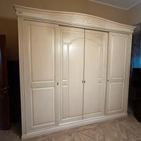 Armadio a 4 ante scorrevoli