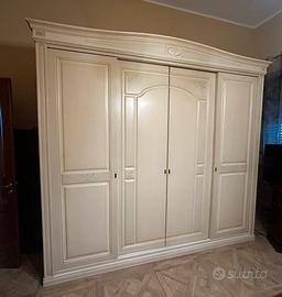 Armadio a 4 ante scorrevoli