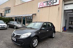 DACIA Sandero 1.4 8V Lauréate