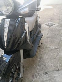 Beverly 300 del 2010