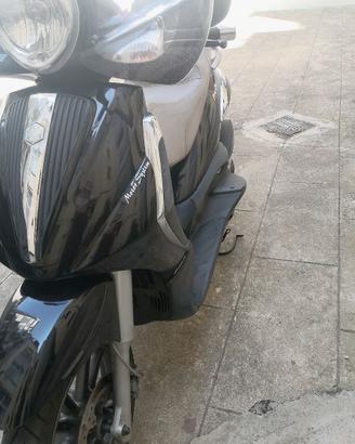 Beverly 300 del 2010