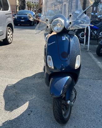 Vespa LX 150