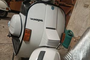Vespa px 125 arcobaleno