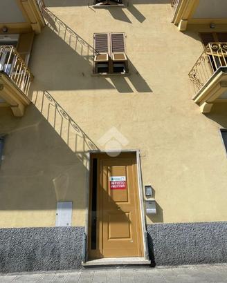 NEGOZIO A CHIAVARI
