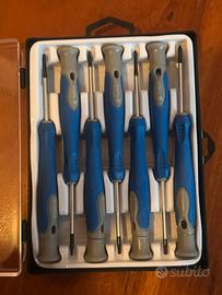 Cacciaviti per orologiaio