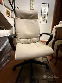 Poltrona girevole Qualis di Emilio Ambasz  x Tecno