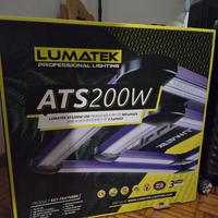 Indoor grow tenda completa di tutto, due lampade..