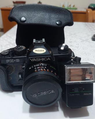Macchina fotografica Yashica FX3 (usata poco)