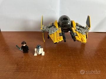 LEGO Star Wars Jedi Interceptor di Anakin