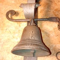 campana in bronzo fine 800, primi 900