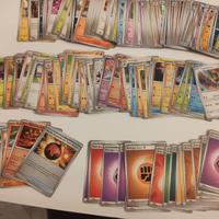 lotto di 200+ carte Pokémon di Ascesa Eroica e alt
