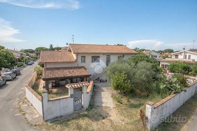 CASA SEMINDIPENDENTE A ORTONA