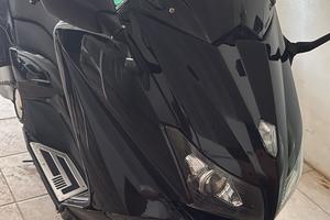 Yamaha T-Max 530