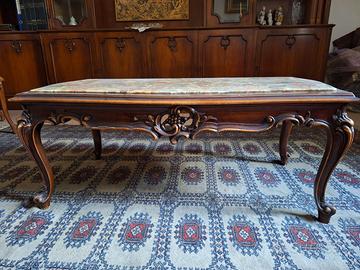 Tavolino con piano in marmo macchiavecchia rosso