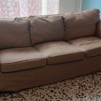 Divano Ikea 3 posti + articoli in foto 