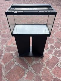 Acquario 55 litri e pompa