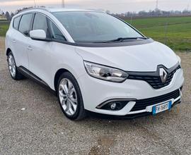 Renault Grand Scenic dCi 8V 110 CV Energy Bose