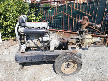 Motore con pompa caprari