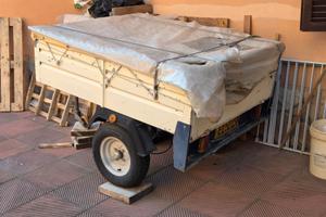 Carrello rimorchio auto