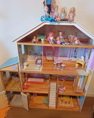 casa delle bambole in legno