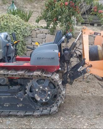 TRATTORE CINGOLATO + ACCESSORI 