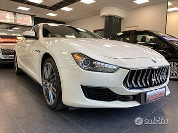 MASERATI Ghibli GRANLUSSO 3.0 275 CV